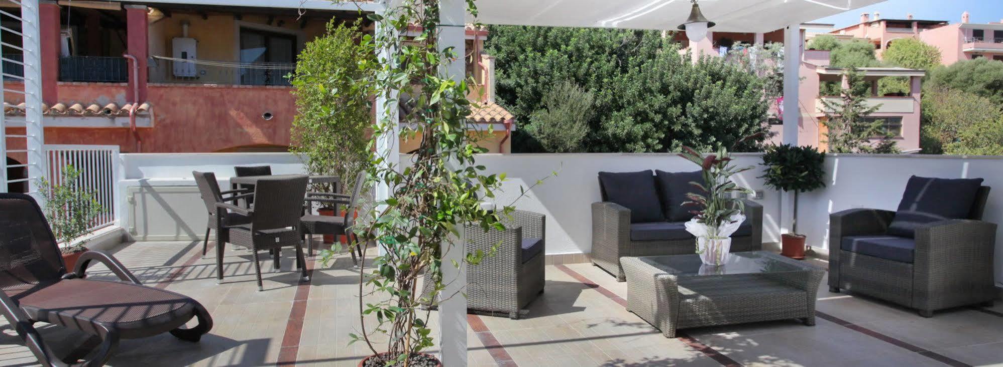 Hotel Belvir Villasimius Exterior photo